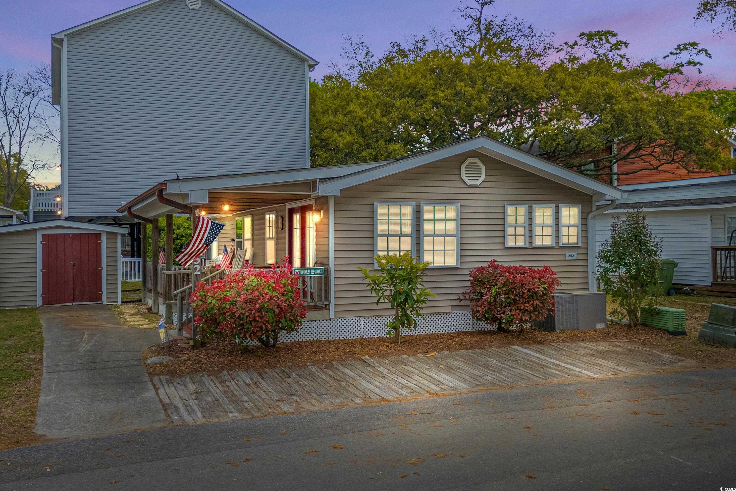 6001-z52 South Kings Hwy  