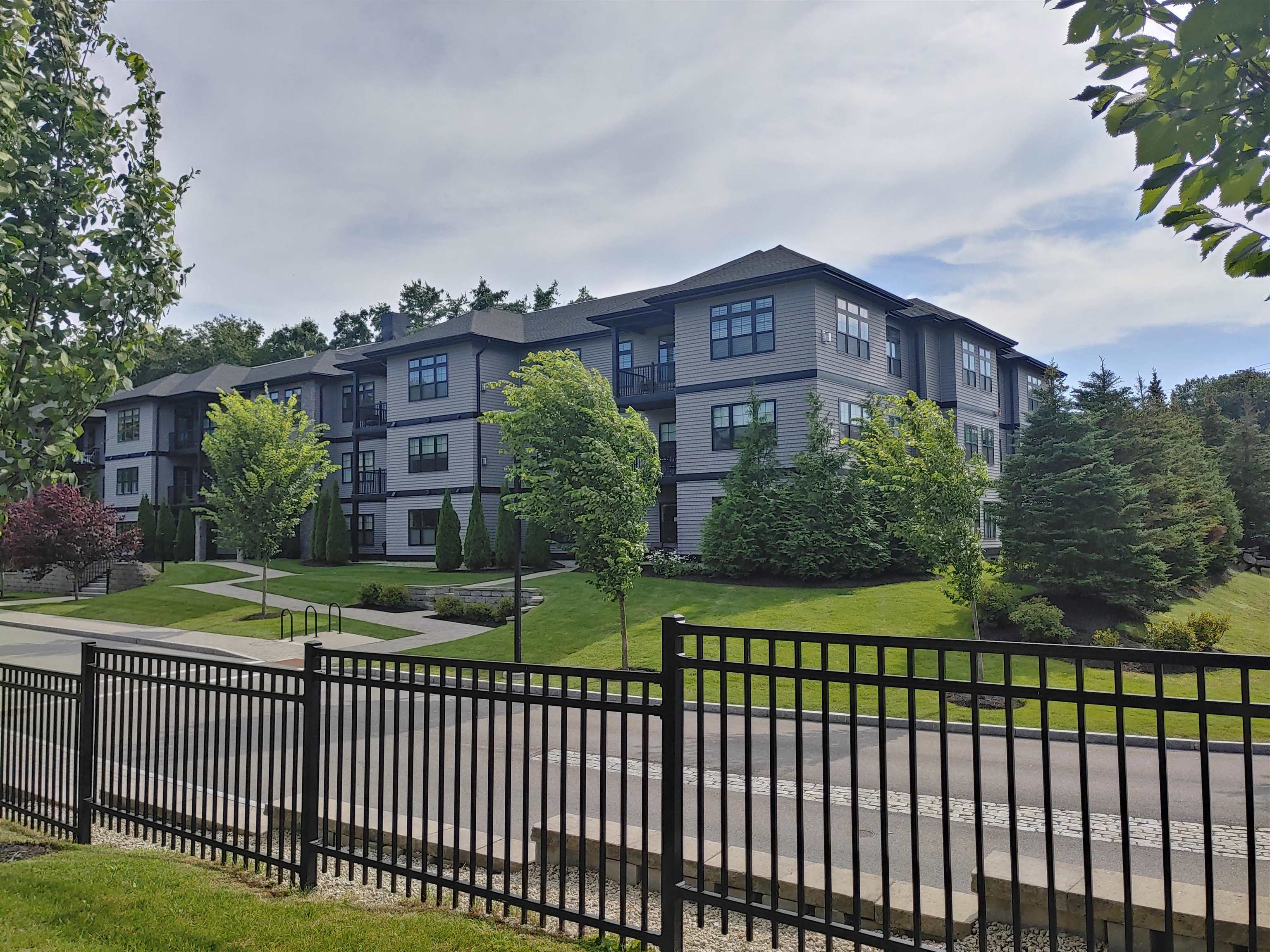 2075 Lafayette Road, Unit B22 Portsmouth, NH 03801 - Photo 20 of 20