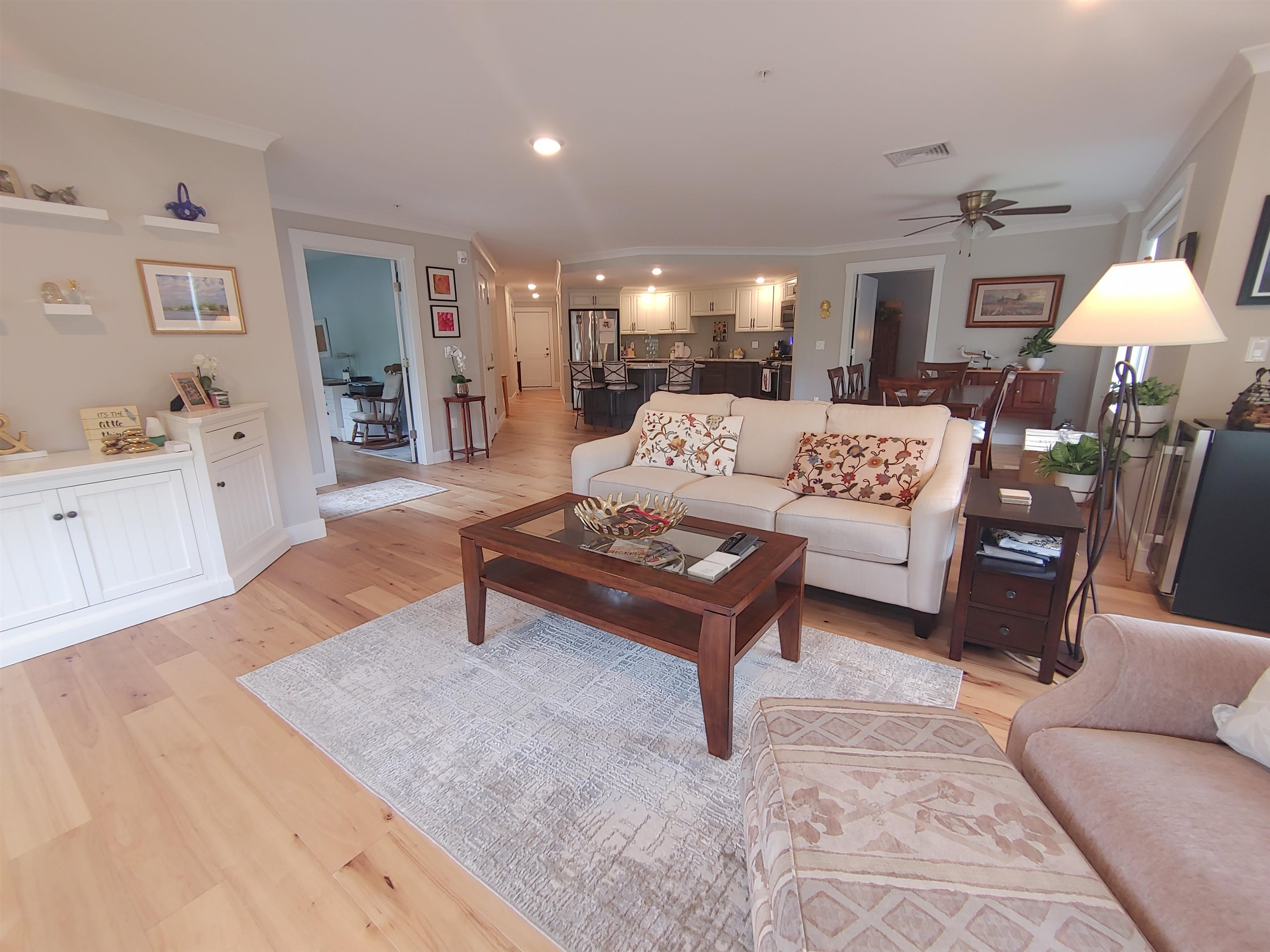 2075 Lafayette Road, Unit B22 Portsmouth, NH 03801 - Photo 4 of 20