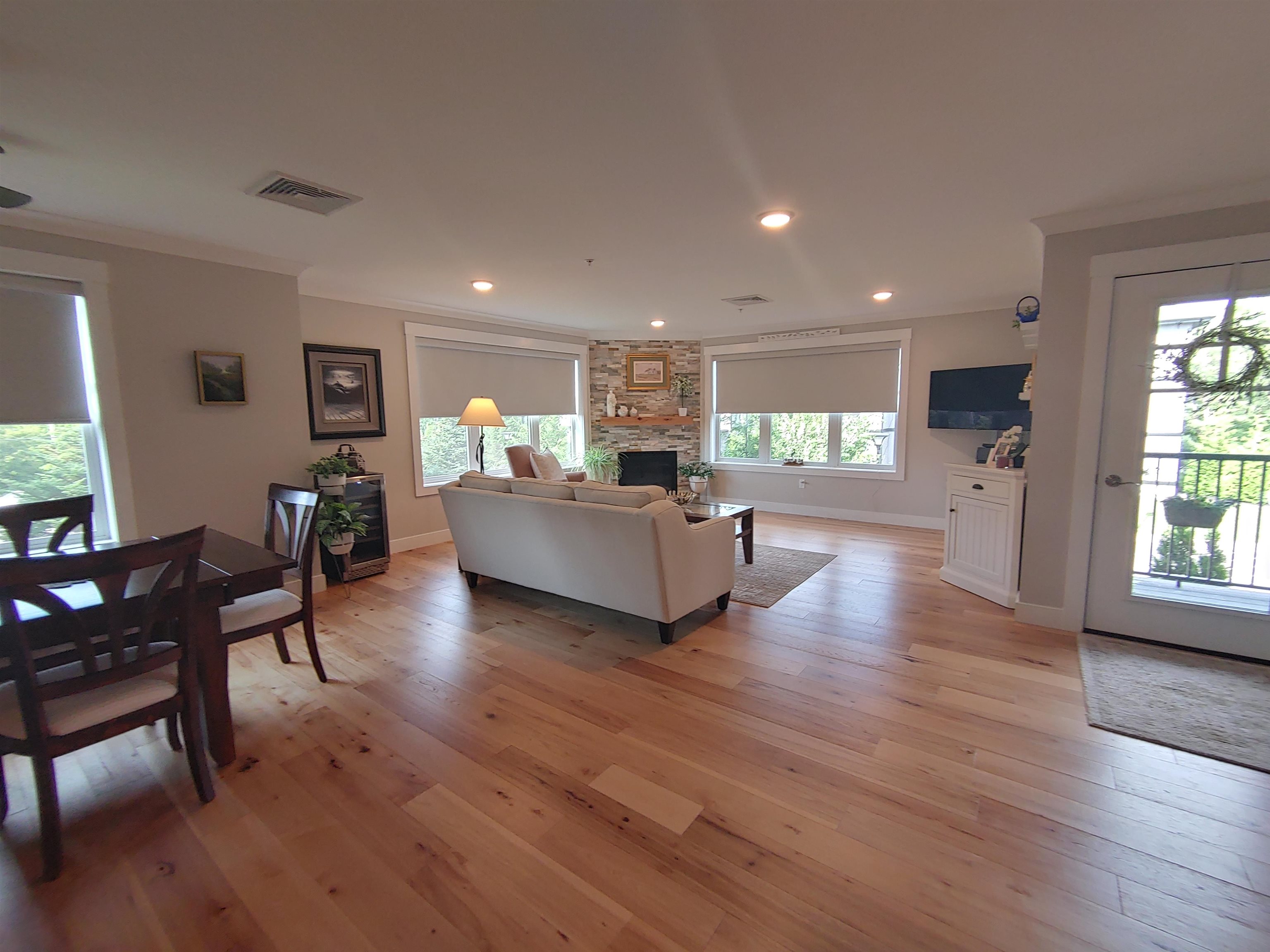 2075 Lafayette Road, Unit B22 Portsmouth, NH 03801 - Photo 10 of 20