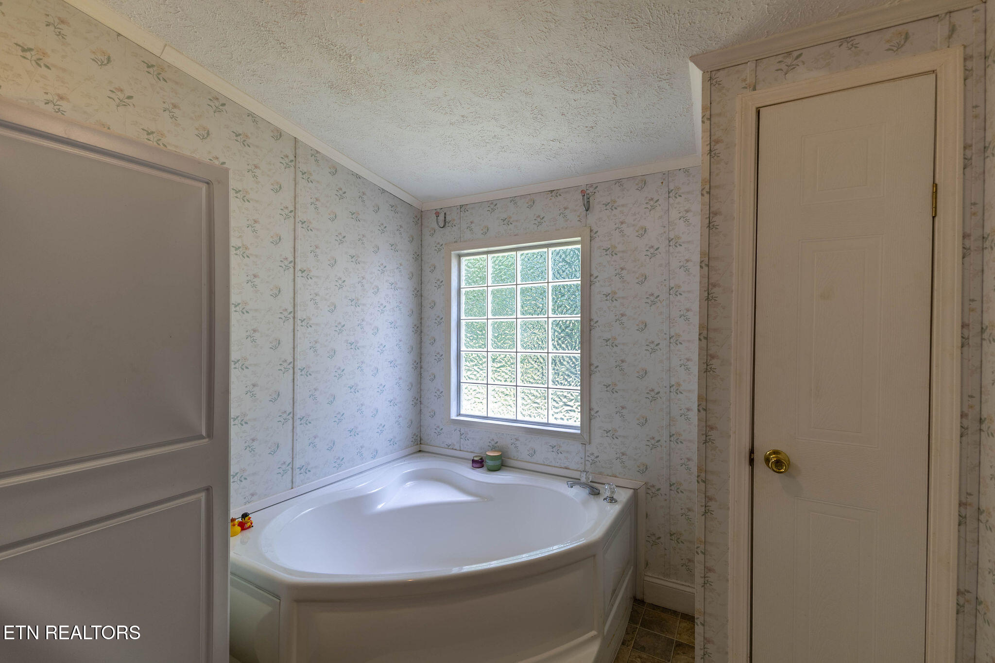 1138 Ridgeview Road Maryville, TN 37801 - Photo 22 of 40 IMG_8133-HDR
