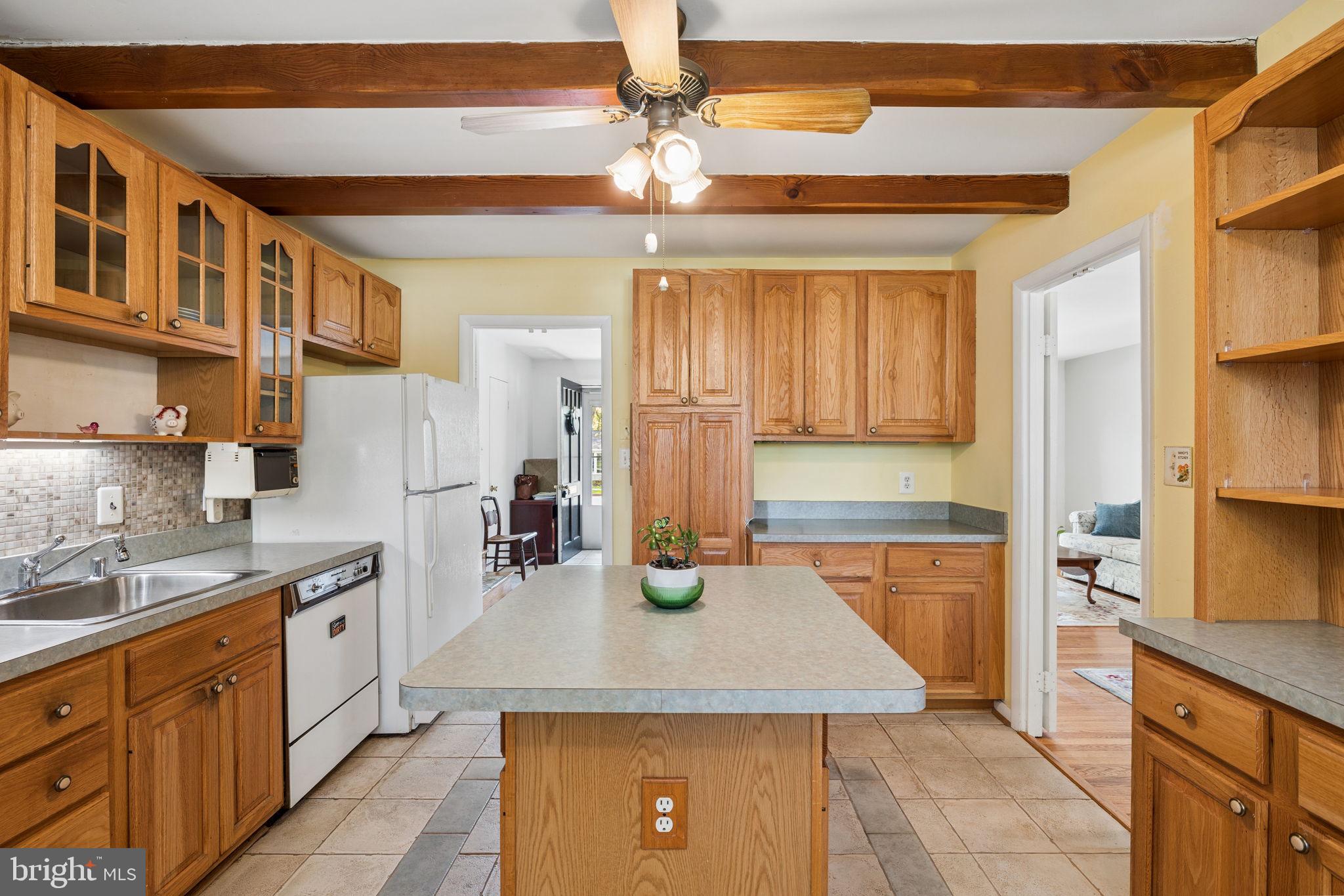 9906 Colony Road Fairfax, VA 22030 - Photo 12 of 52