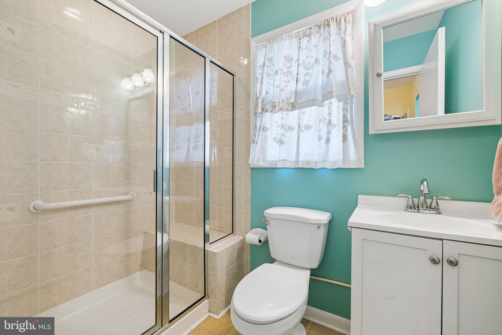 9906 Colony Road Fairfax, VA 22030 - Photo 16 of 52