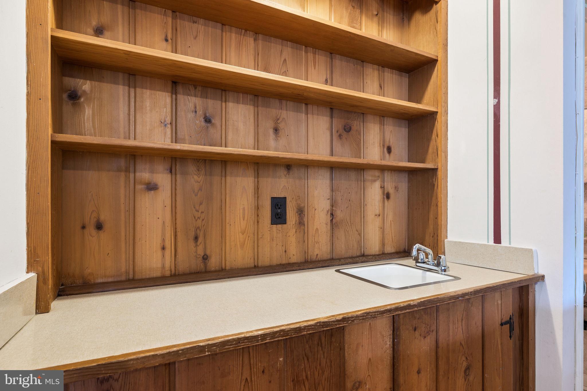 9906 Colony Road Fairfax, VA 22030 - Photo 29 of 52