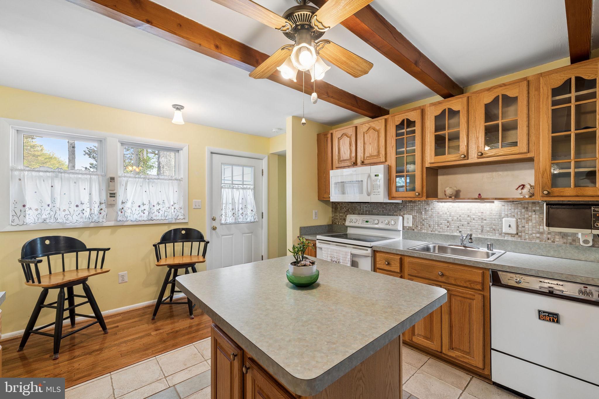 9906 Colony Road Fairfax, VA 22030 - Photo 10 of 52