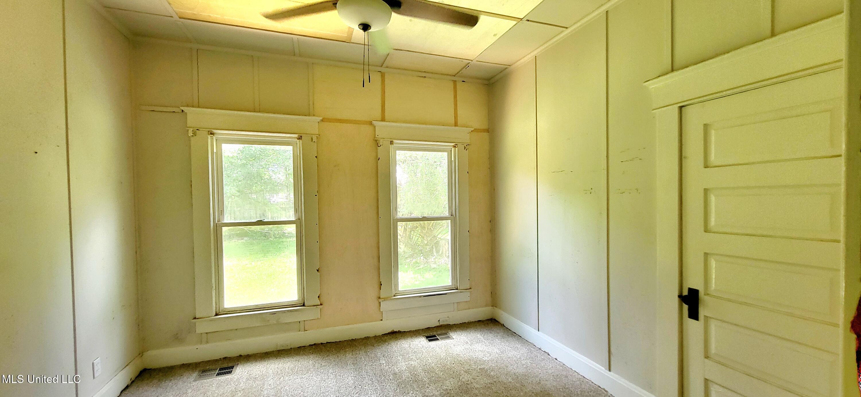 96 Fruitland Park Road Wiggins, MS 39577 - Photo 13 of 17 20250620_124606