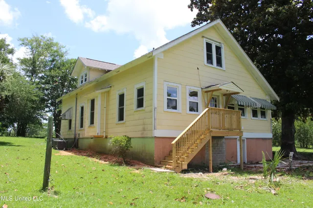 $149,900 | 96 Fruitland Park Road, Wiggins, MS 39577