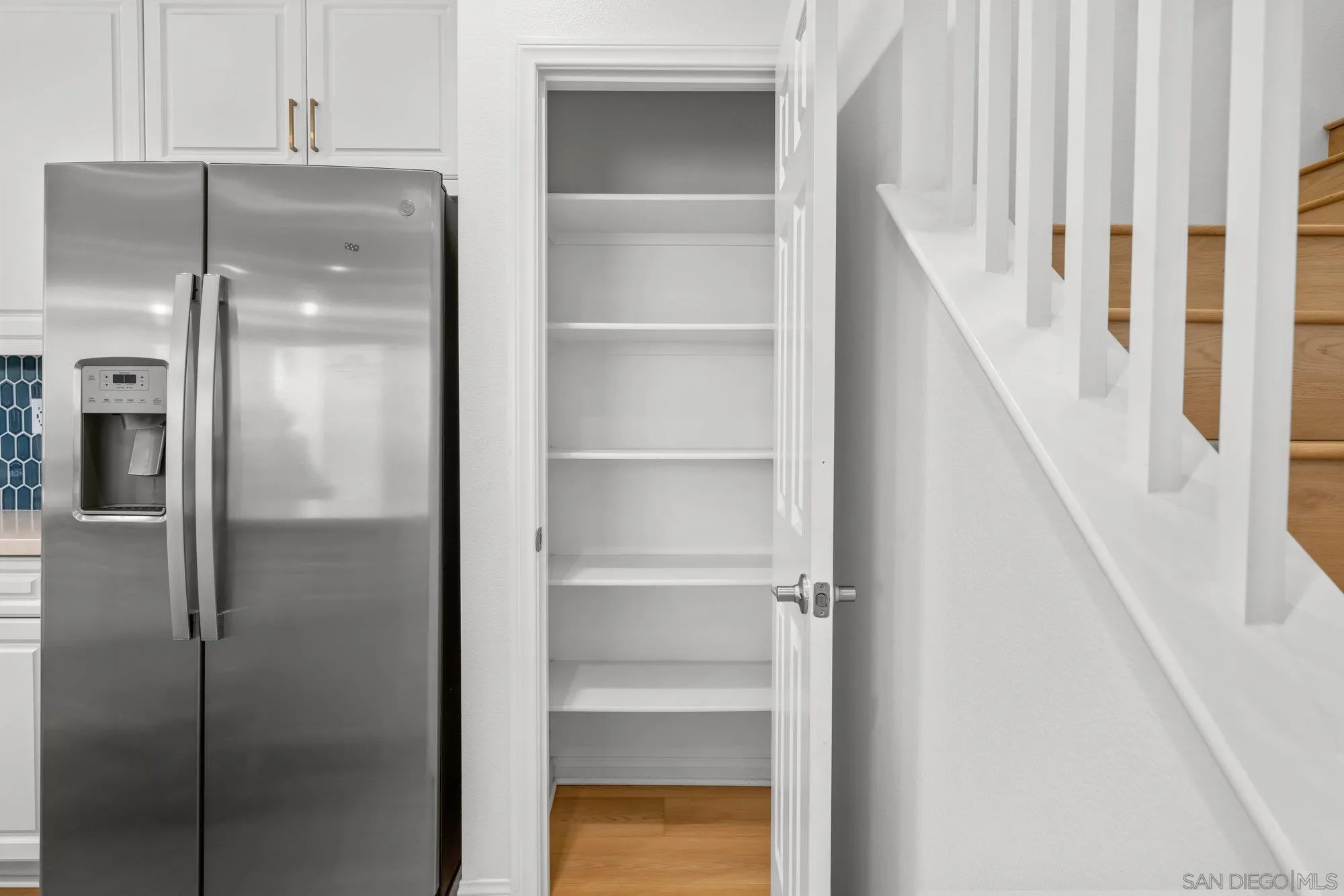 2612 Babaco Street Spring Valley, CA 91977 - Photo 8 of 37 a bathroom with a shower