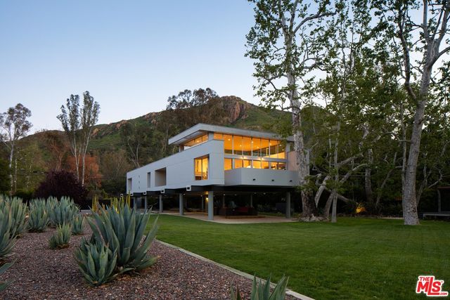 $2,550,000 | 30047 Mulholland Highway, Agoura Hills, CA 91301