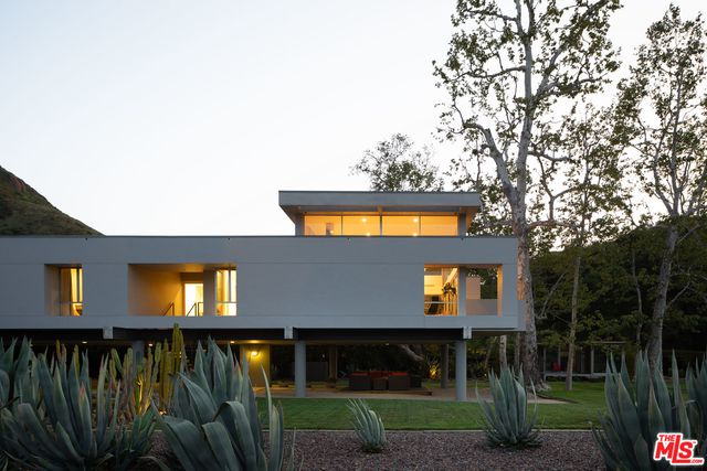 $2,550,000 | 30047 Mulholland Highway, Agoura Hills, CA 91301