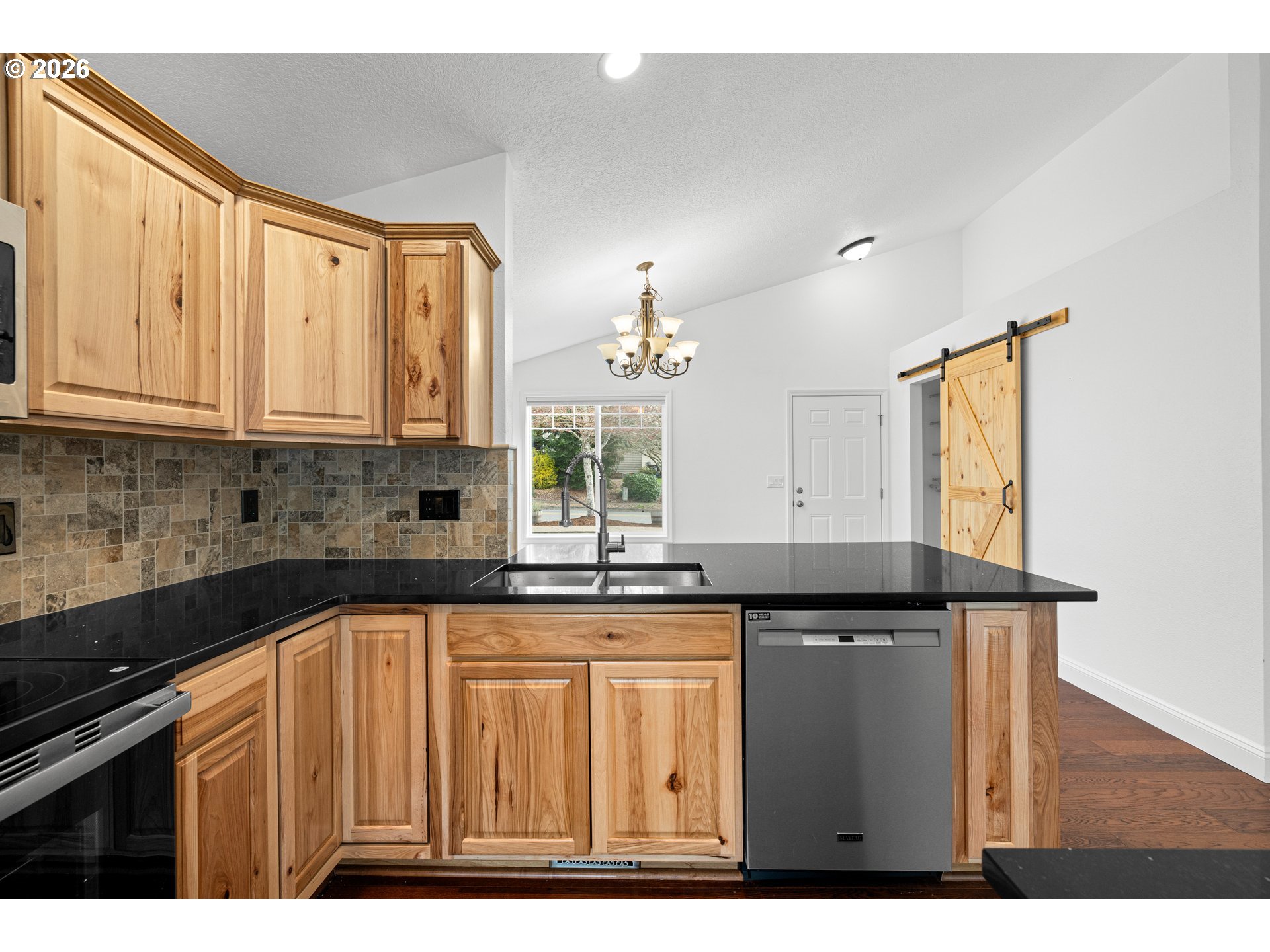 18307 Tupper Road Sandy, OR 97055 - Photo 12 of 42 Kitchen