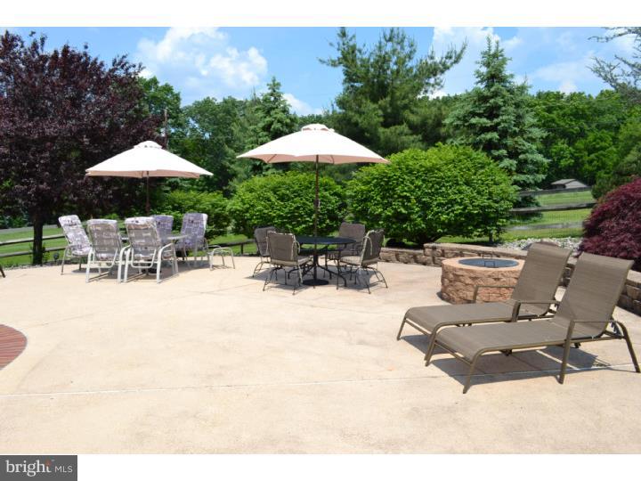 890 Rising Sun Road Telford, PA 18969 - Photo 23 of 25 Patio