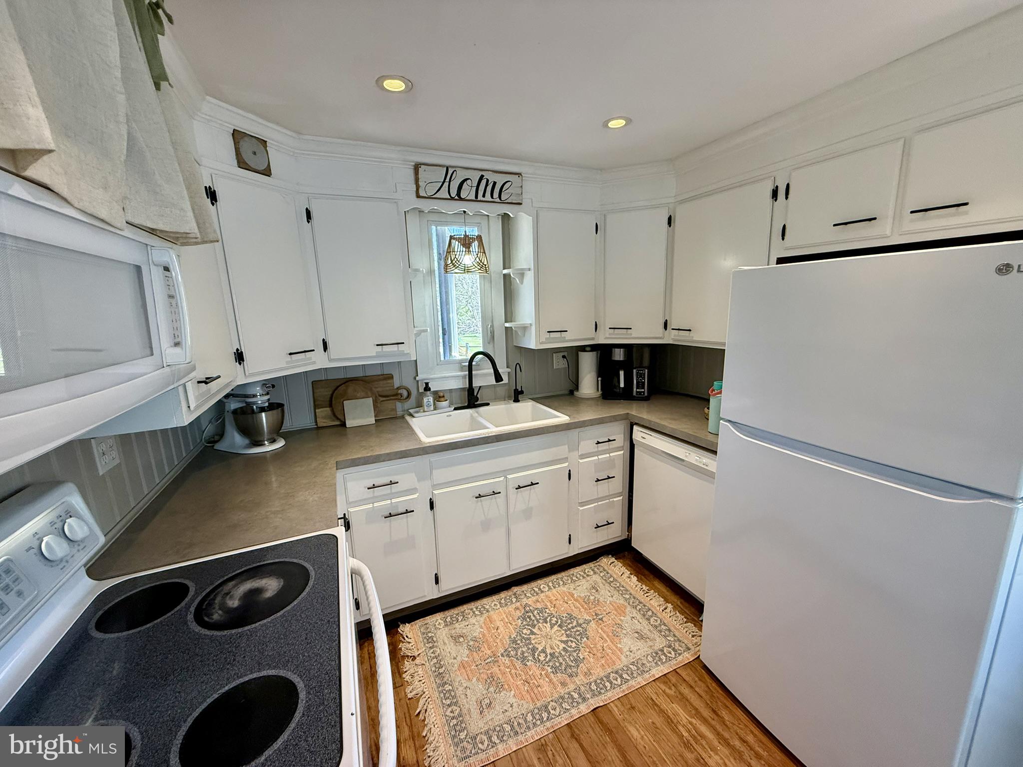 990 South Ridge Road Denver, PA 17517 - Photo 4 of 46 Gallery Image 4