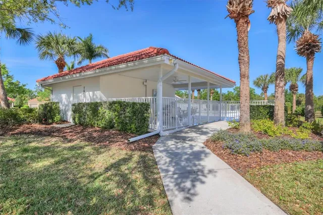 $289,500 | 7518 Marsh Orchid Circle, Unit 9202, Bradenton, FL 34203