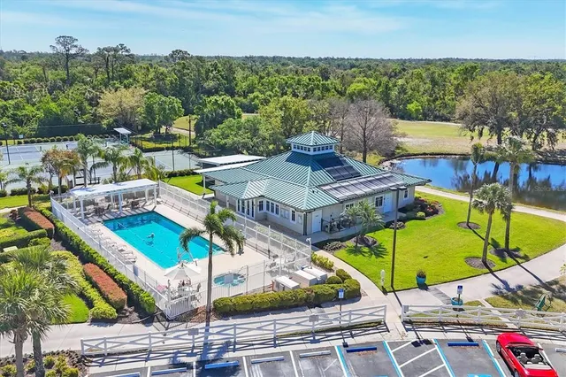 $289,500 | 7518 Marsh Orchid Circle, Unit 9202, Bradenton, FL 34203