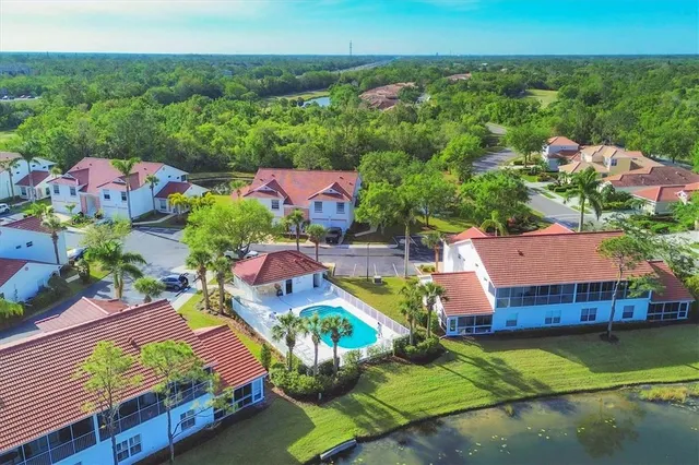 $289,500 | 7518 Marsh Orchid Circle, Unit 9202, Bradenton, FL 34203