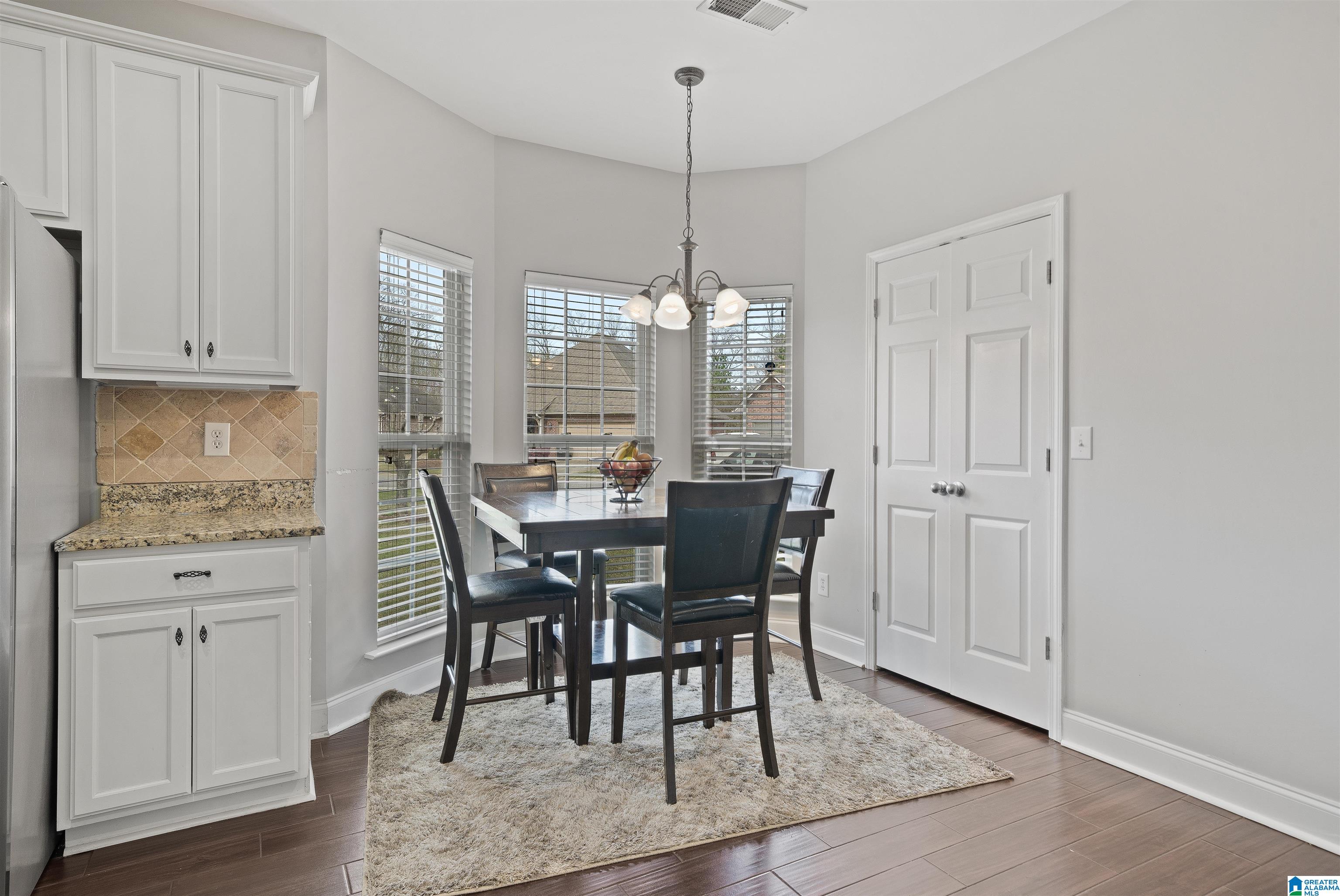 342 Creekside Lane Pelham, AL 35124 - Photo 14 of 39