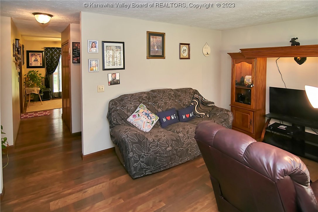 892 Adkins Branch Road St. Albans, WV 25177 - Photo 15 of 40 Gallery Image 15