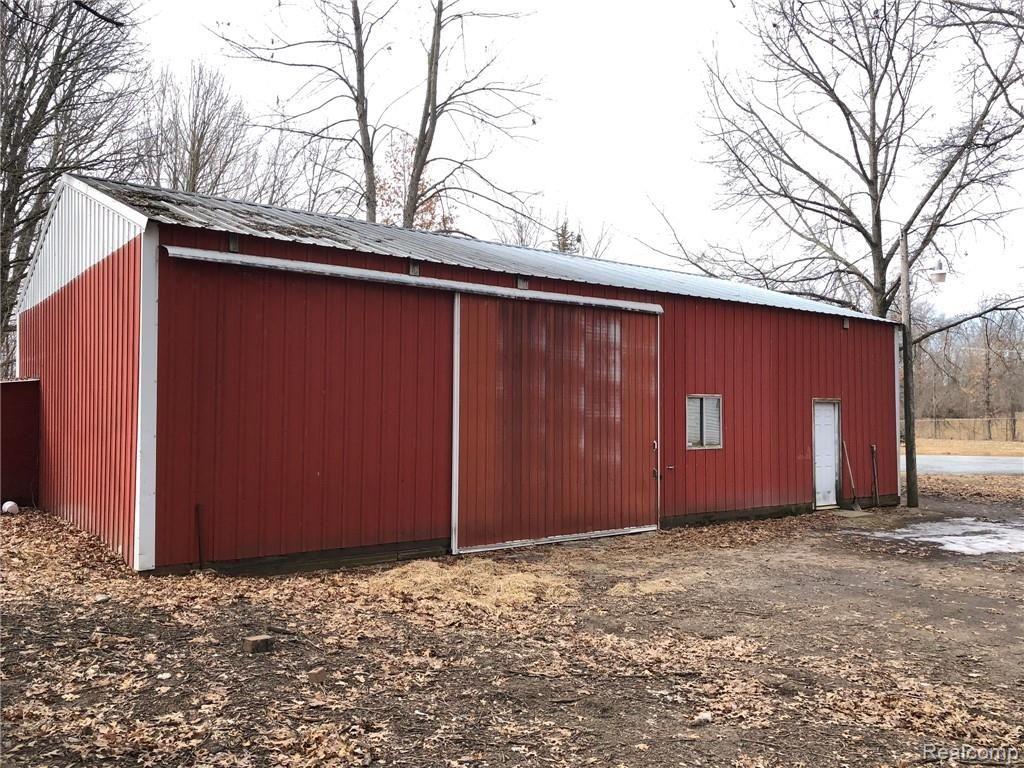 3885 Stanley Road Lapeer, MI 48446 - Photo 36 of 41 IMG_3060.JPEG