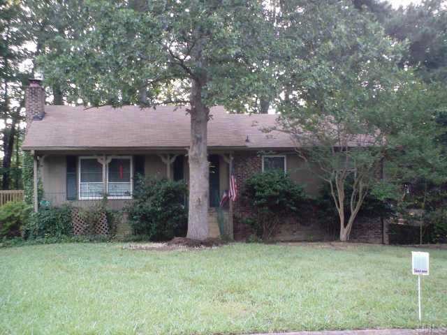 5901 Shamrock Road Durham, NC 27713 - Photo 6 of 6 Minutes to RTP, Southpoint, shopping etc.