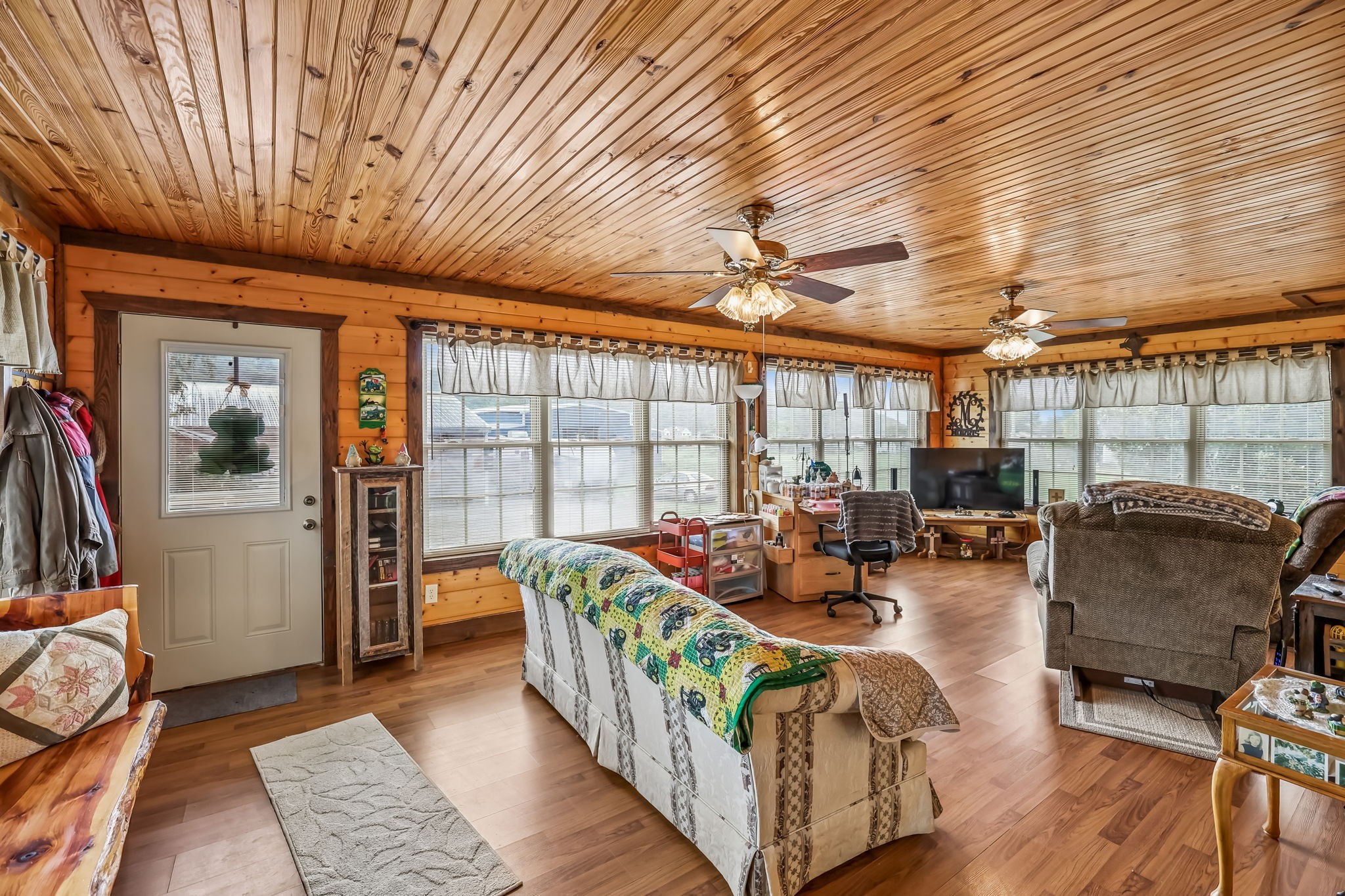4012 Payne Cove Road Pelham, TN 37366 - Photo 27 of 39 Gallery Image 27