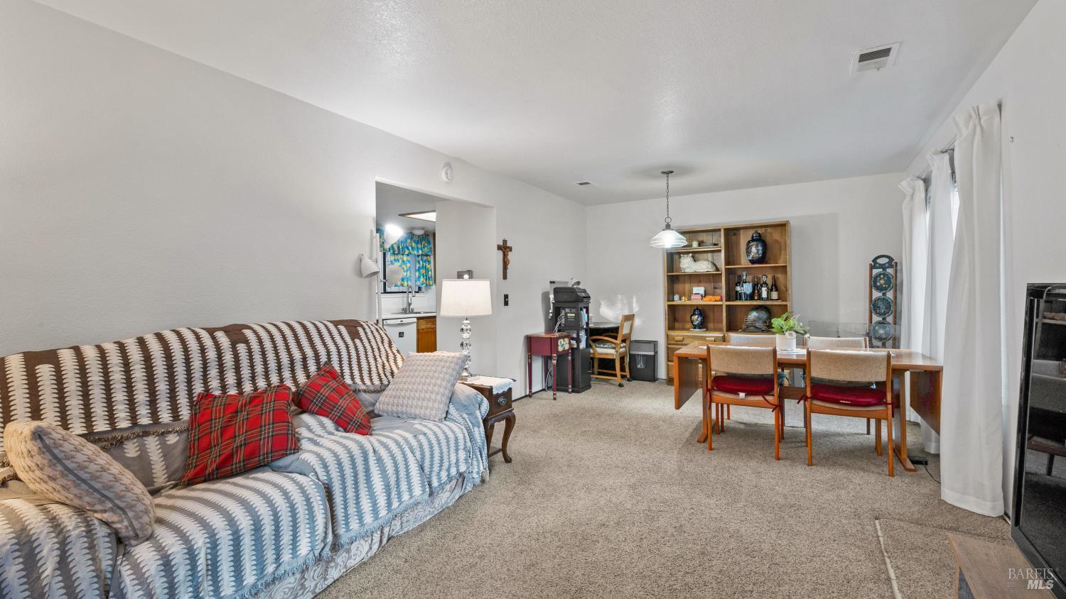 418 Occidental Circle Santa Rosa, CA 95401 - Photo 3 of 24