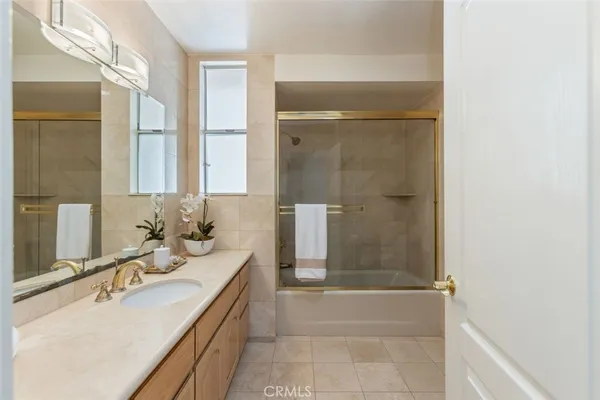 $8,500 | 4926 Crown Avenue, La Canada Flintridge, CA 91011