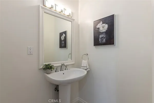 $8,500 | 4926 Crown Avenue, La Canada Flintridge, CA 91011