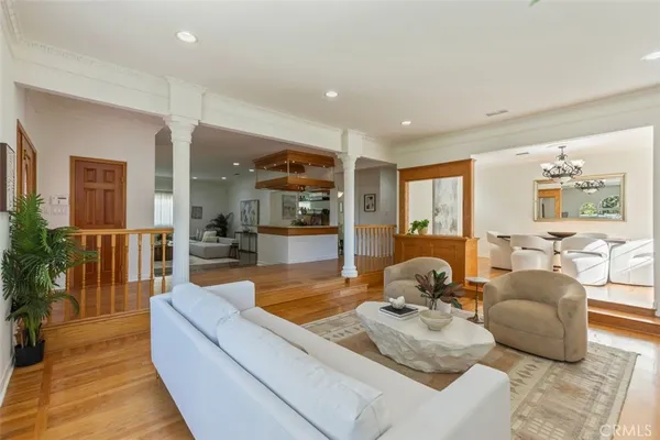 $8,500 | 4926 Crown Avenue, La Canada Flintridge, CA 91011