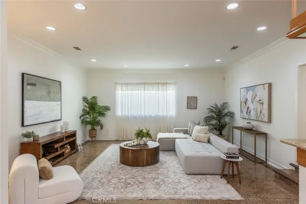 $8,500 | 4926 Crown Avenue, La Canada Flintridge, CA 91011