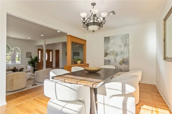 $8,500 | 4926 Crown Avenue, La Canada Flintridge, CA 91011