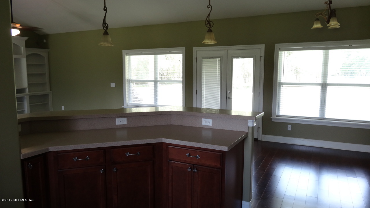 752 Varney Road Green Cove Springs, FL 32043 - Photo 10 of 22 Kitchen Bartop