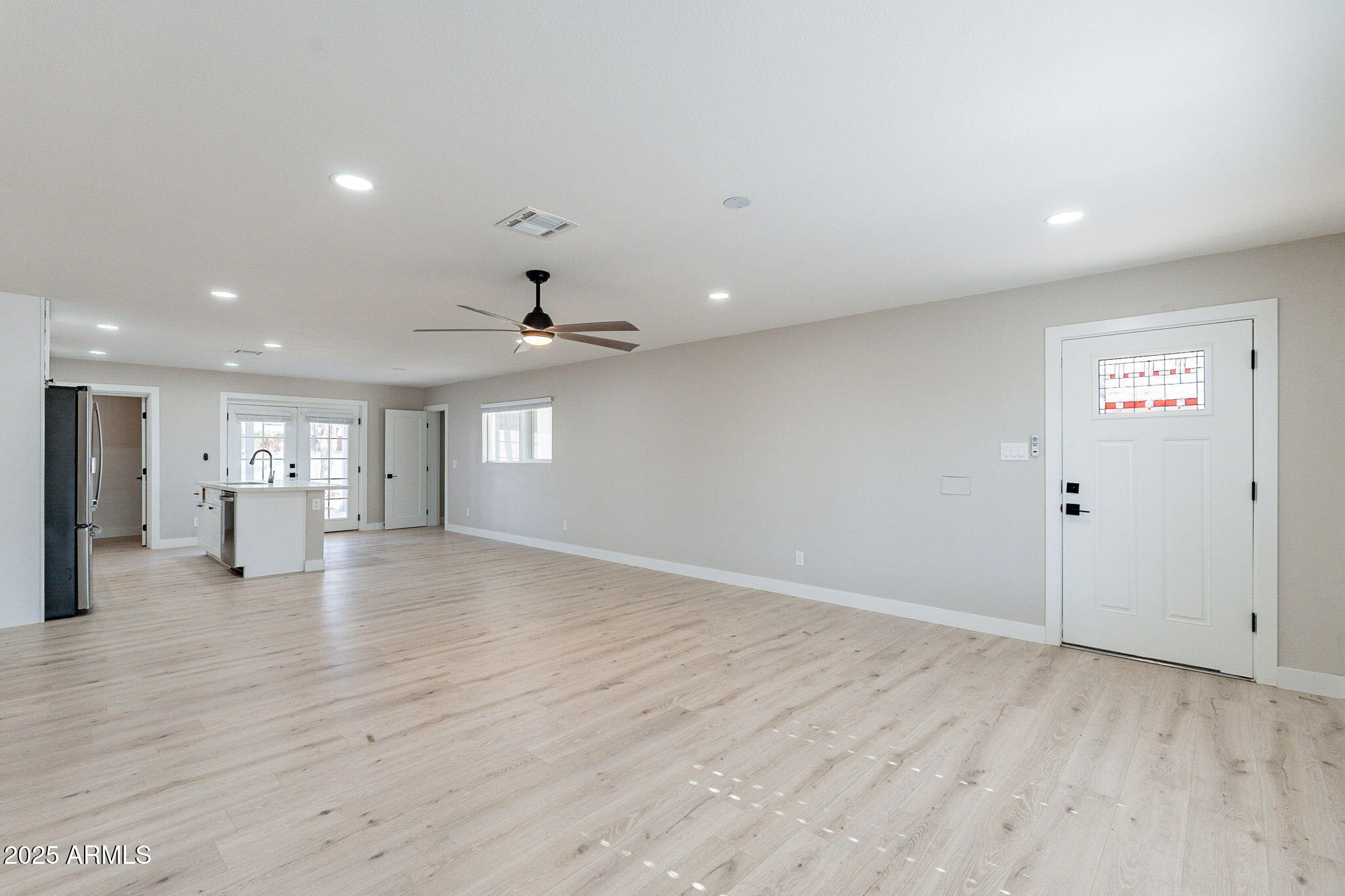 8202 East Piccadilly Road Scottsdale, AZ 85251 - Photo 10 of 35 Main Living Area