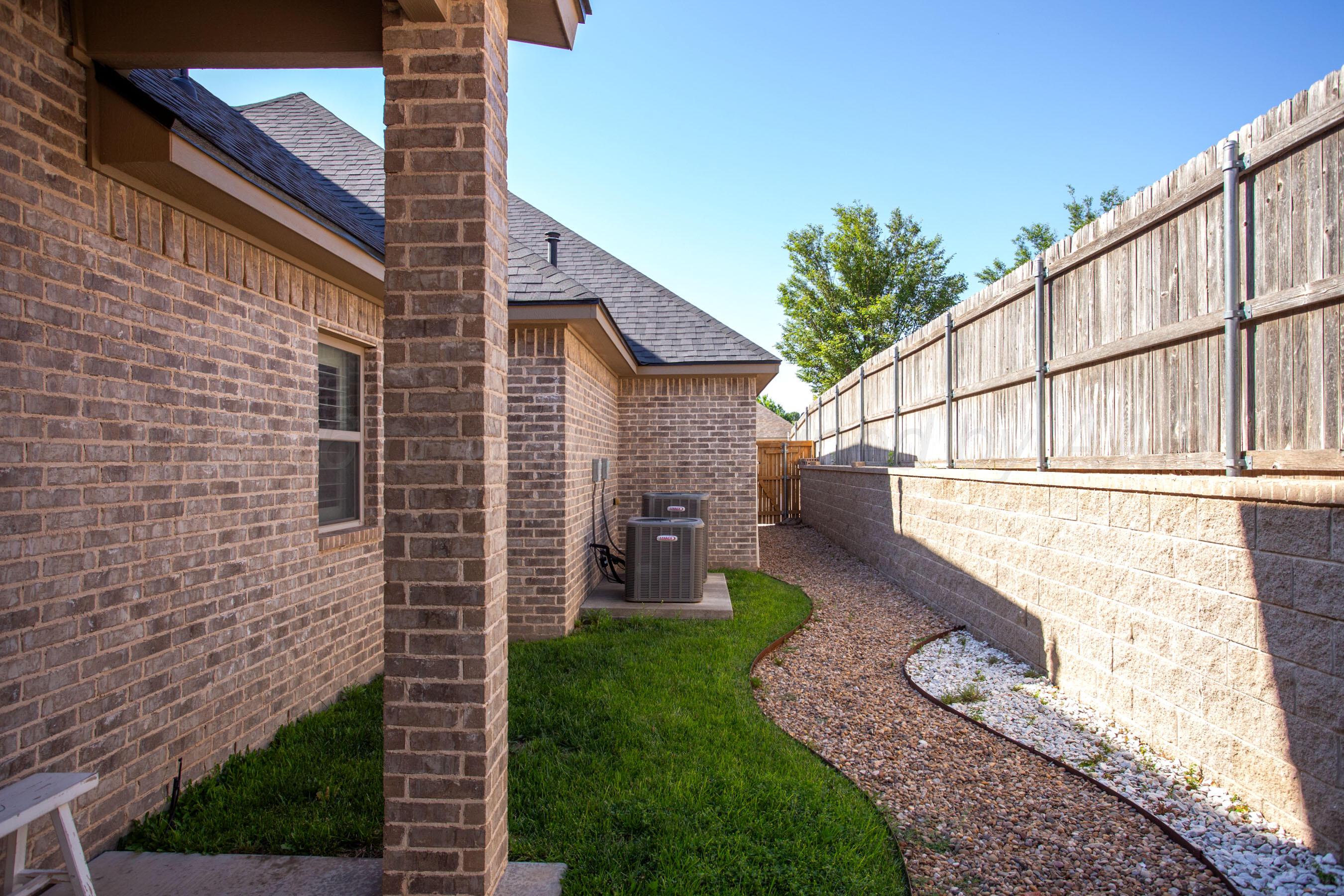 6903 Longleaf Lane Amarillo, TX 79124 - Photo 37 of 43 Side Patio