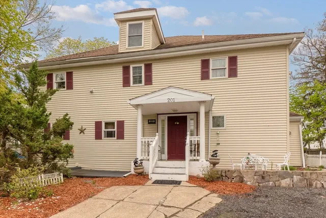 $475,000 | 201-203 Stone Street, Clinton, MA 01510