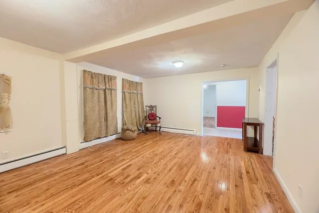 a view of livingroom with hardwood