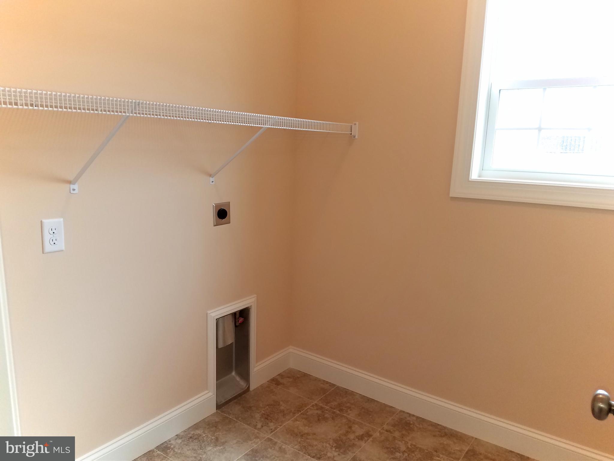 715 Riverside Court Harrisburg, PA 17112 - Photo 13 of 21 -Inventory Image