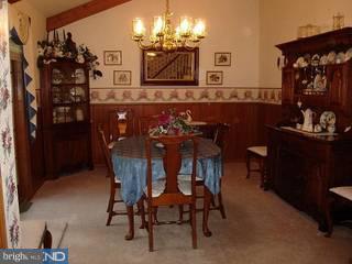 424 Camberly Road Warminster, PA 18974 - Photo 5 of 6