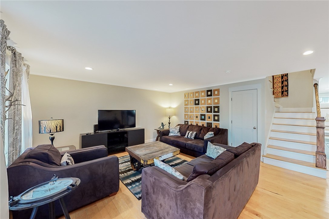 485 Spring Street Newport, RI 02840 - Photo 14 of 34