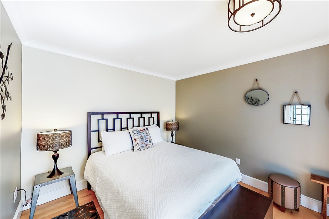 485 Spring Street Newport, RI 02840 - Photo 16 of 34