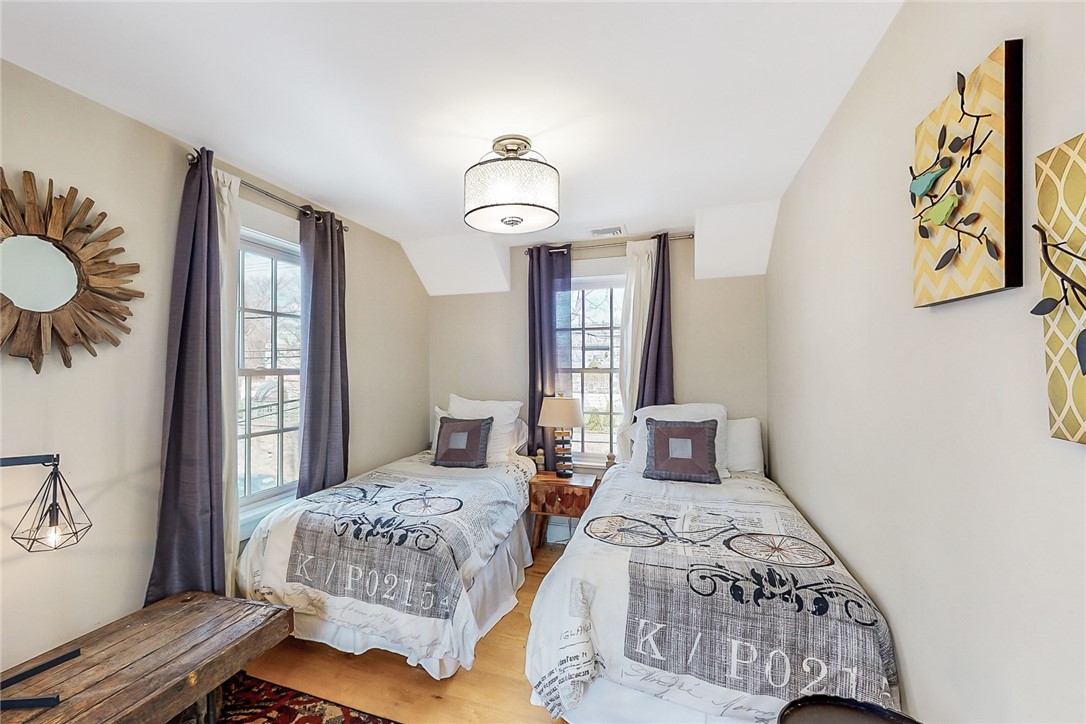 485 Spring Street Newport, RI 02840 - Photo 23 of 34