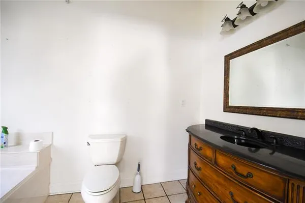 $3,000 | 820 North Collins Boulevard, Covington, LA 70433