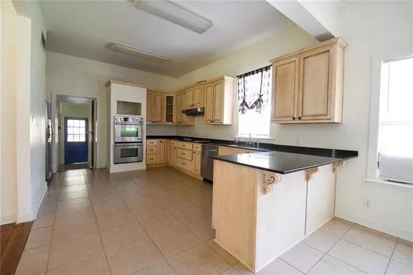 $3,000 | 820 North Collins Boulevard, Covington, LA 70433