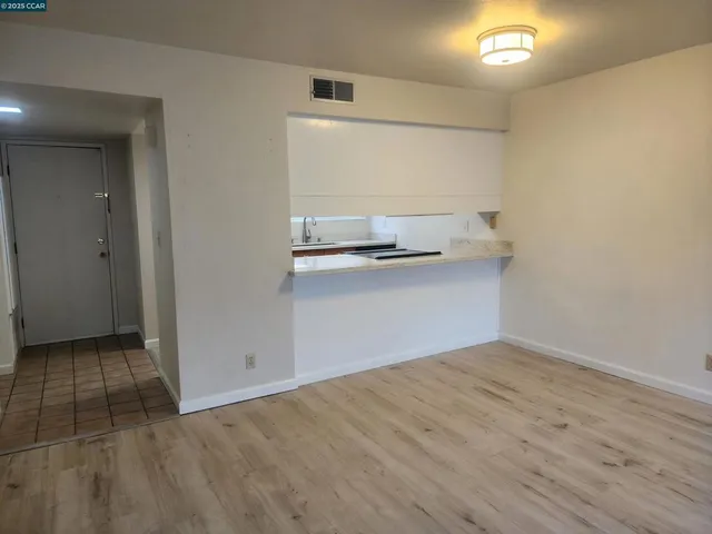 $2,400 | 1600 Carmel Drive, Walnut Creek, CA 94596