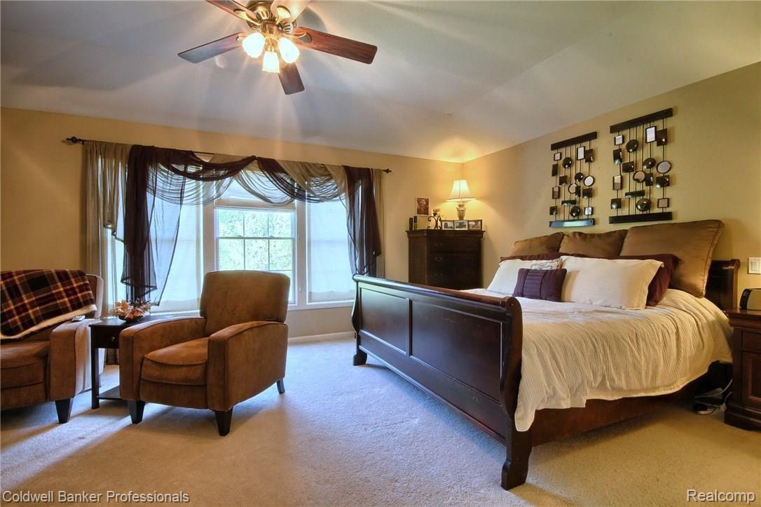 1925 Trinity Road Canton, MI 48187 - Photo 19 of 36 Master Suite with trey ceiling