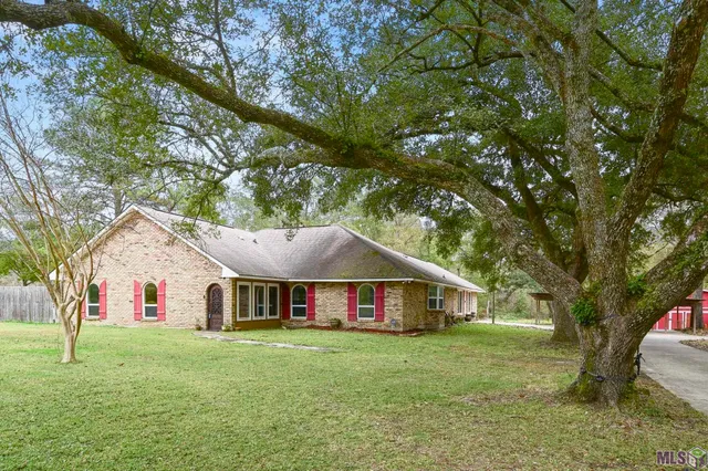 $390,000 | 9310 Shady Bluff Drive, Central, LA 70818