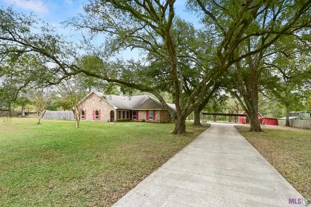 $390,000 | 9310 Shady Bluff Drive, Central, LA 70818