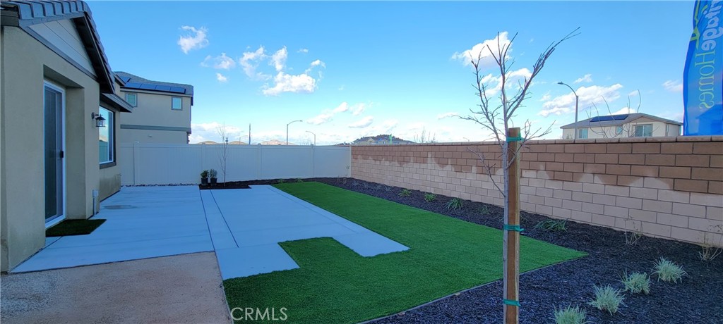 32916 Earlsburn Circle Menifee, CA 92584 - Photo 34 of 34 a view of outdoor space and yard