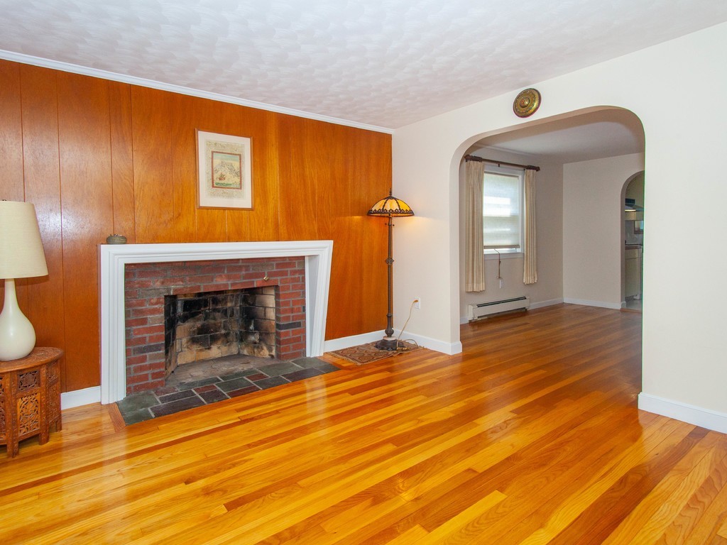 122 Florence Road Waltham, MA 02453 - Photo 7 of 30 Gallery Image 7