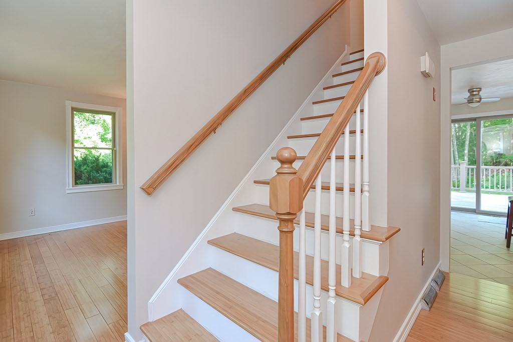 7 Cavan Crossing Mansfield, MA 02048 - Photo 16 of 41